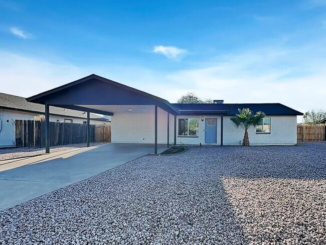 property at 1126 E Marny Rd