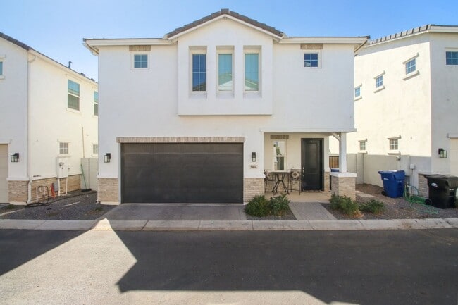 property at 5464 S Dillon Cir