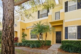 7421 Arlington Grove Cir in Tampa, FL - Building Photo