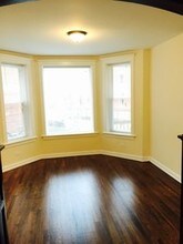 2765 W Francis Pl, Unit 1 in Chicago, IL - Building Photo - Building Photo