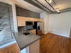 3205 N Davidson St in Charlotte, NC - Building Photo - Building Photo