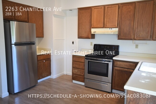 2263 Chanticleer Ave in Santa Cruz, CA - Building Photo - Building Photo