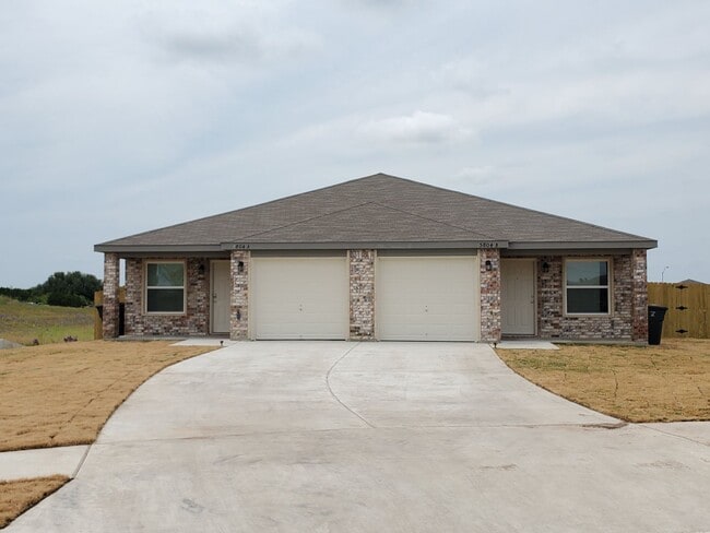 5804 Rustler Dr