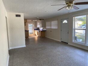 603 Oakwood Ave in New Smyrna Beach, FL - Building Photo - Building Photo