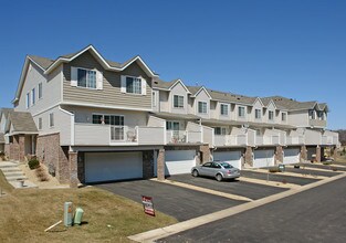 2700-2722 Brockman Ct in Northfield, MN - Building Photo - Building Photo