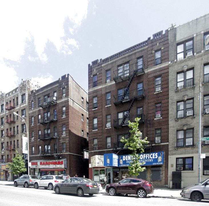 141 Nagle Avenue in New York, NY - Building Photo