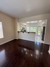 3073 Lamplighter St in Simi Valley, CA - Foto de edificio - Building Photo