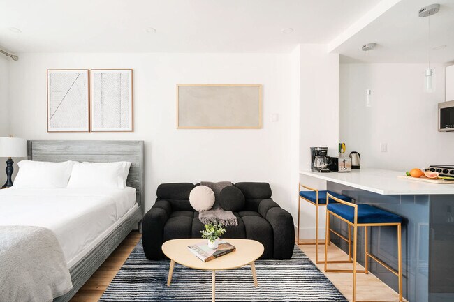 1597 York Ave in New York, NY - Building Photo - Building Photo