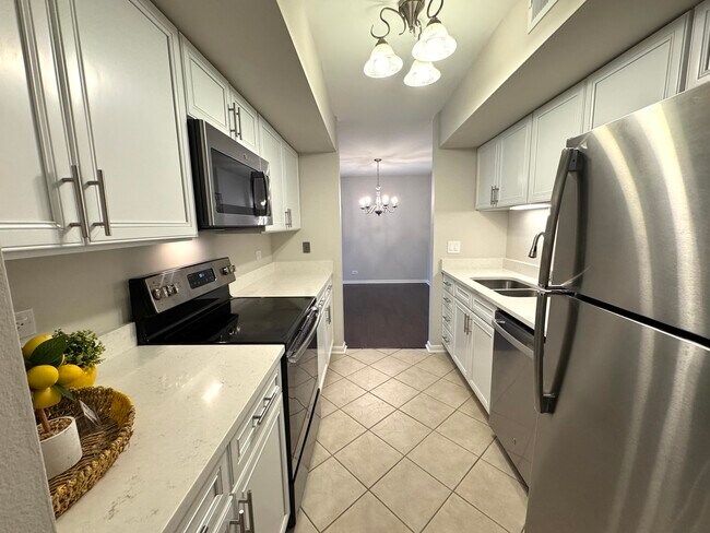 520 Shorely Dr in Barrington, IL - Building Photo - Building Photo