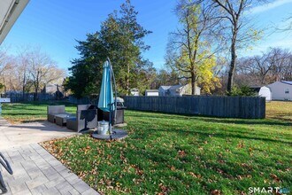 49 Kimberly Cir in North Haven, CT - Foto de edificio - Building Photo