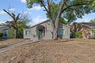 2117 W Lotus Ave in Fort Worth, TX - Building Photo - Building Photo