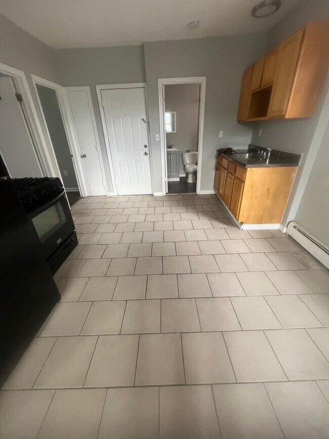 313 Court St Apartments and Nearby Elizabeth Apartments For Rent