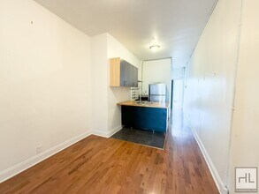 TROUTMAN STREET / Bushwick / Spacious 2-be in Brooklyn, NY - Building Photo - Building Photo