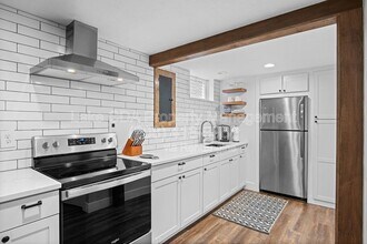 3870 N Honeysuckle Dr in Coeur d'Alene, ID - Building Photo - Building Photo