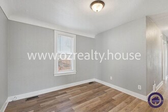 1005 Elysian Ave in Toledo, OH - Building Photo - Building Photo