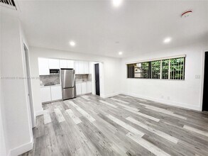 511 SW 15th St in Fort Lauderdale, FL - Building Photo - Building Photo