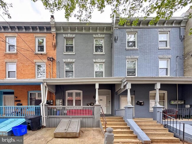 property at 325 N Preston St