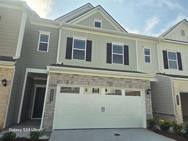 property at 2625 Ravencliff Dr