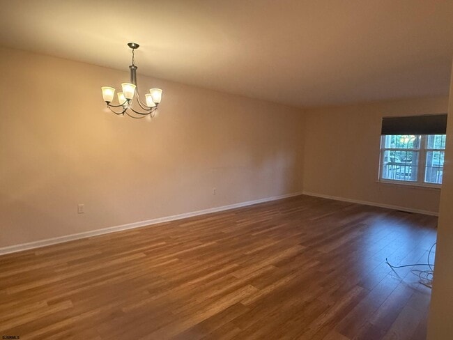 551 London Court II in Egg Harbor Township, NJ - Building Photo - Building Photo