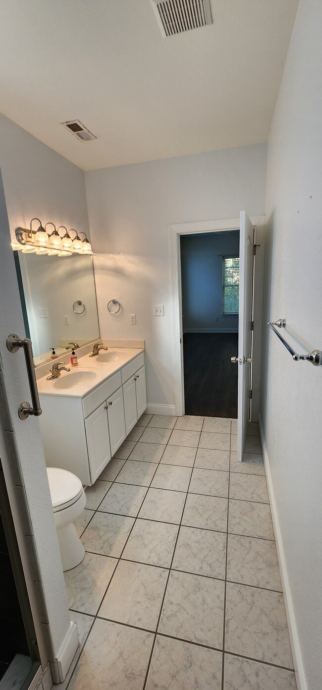 104 Landing Trail in Kitty Hawk, NC - Building Photo - Building Photo