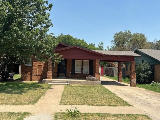 2520 23rd St in Lubbock, TX - Building Photo