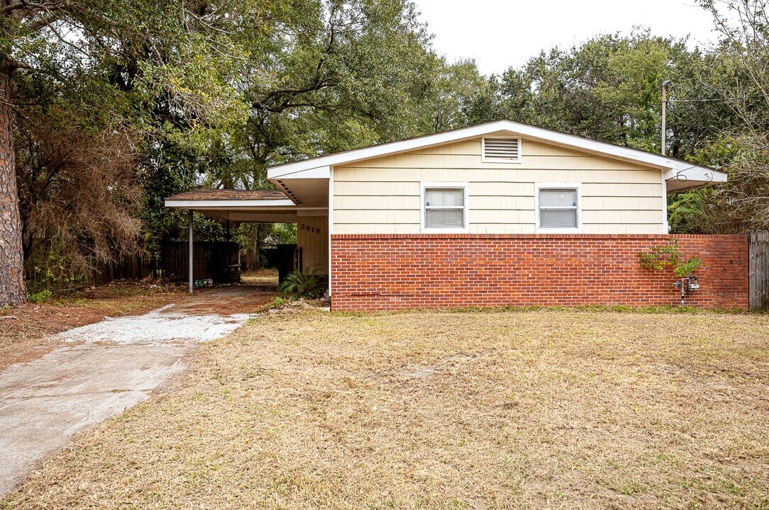 2919 Criswell Ave in Pascagoula, MS - Building Photo