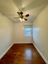 8327 Edgedale Rd in Parkville, MD - Foto de edificio - Building Photo