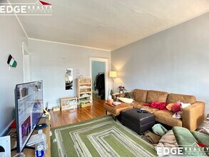 1746 Commonwealth Ave in Boston, MA - Building Photo - Building Photo