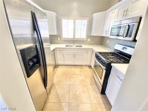 5388 Runningbrook Rd in Las Vegas, NV - Building Photo - Building Photo