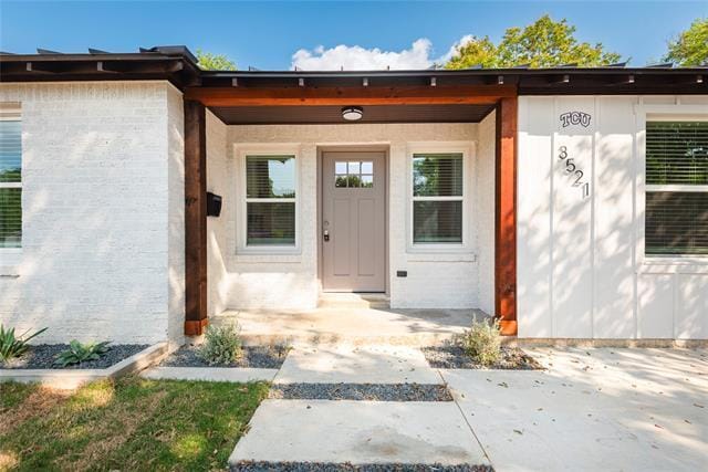 property at 3521 Mission St