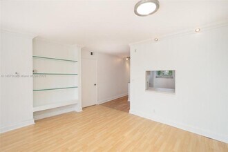 3703 NE 166th St in North Miami Beach, FL - Building Photo - Building Photo