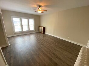 221 8th St S, Unit 4 in La crosse, WI - Building Photo - Building Photo