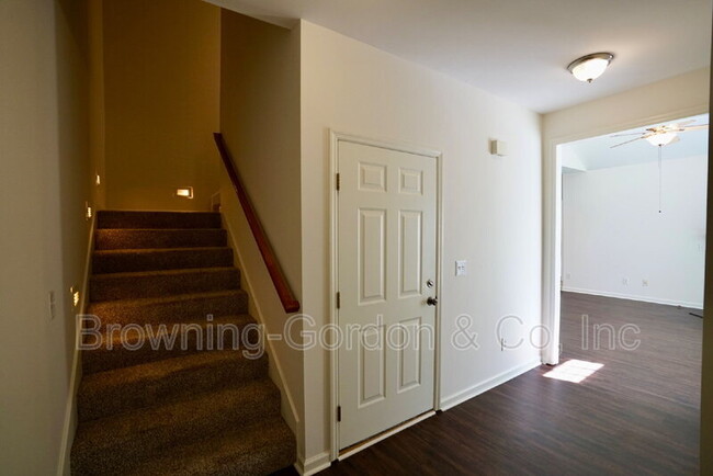 3400 Love Cir in Nashville, TN - Building Photo - Building Photo