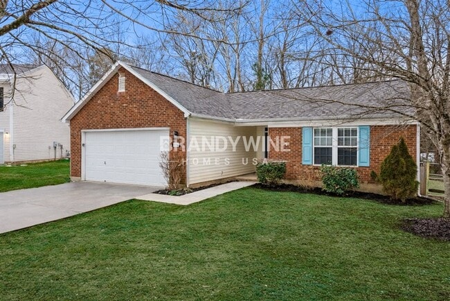 5704 Shining Oak Ln in Charlotte, NC - Foto de edificio - Building Photo