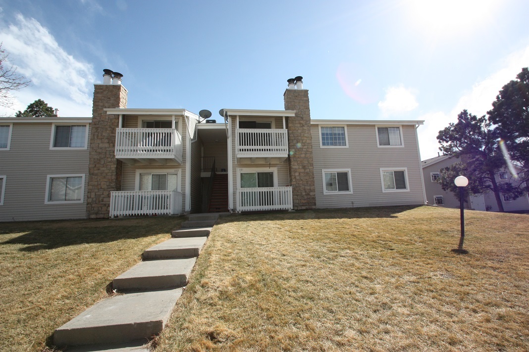 14141 E Jewell Ave in Aurora, CO - Building Photo