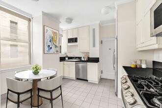 71 Park Ave in New York, NY - Building Photo - Building Photo