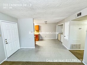 310 Frontier Dr in Bryan, TX - Building Photo - Building Photo