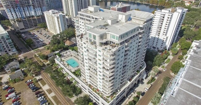 100 S Eola Dr, Unit 1007 in Orlando, FL - Building Photo - Building Photo
