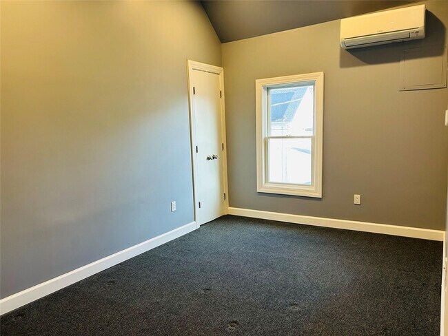 33 Drew Ave in Highland Falls, NY - Building Photo - Building Photo