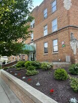 7416 Harwood Ave in Wauwatosa, WI - Building Photo