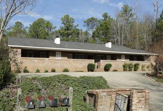 6233 Cross Tie Ct in Columbus, GA - Foto de edificio - Building Photo