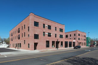 526 Water St in Eau Claire, WI - Building Photo - Building Photo