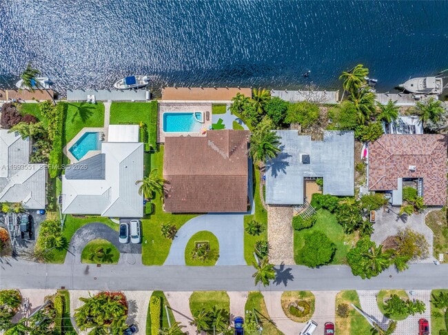 2752 NE 3rd St in Pompano Beach, FL - Building Photo - Building Photo