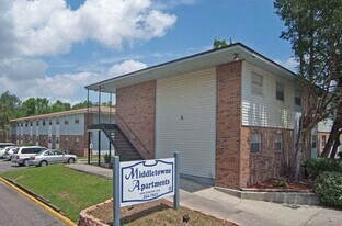 1809 Debarry Ave in Orange Park, FL - Building Photo