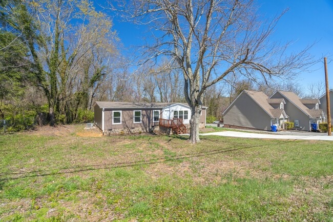 456 W Outer Dr in Oak Ridge, TN - Building Photo - Building Photo