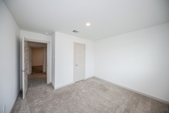 property at 29535 Paytons Park Ct