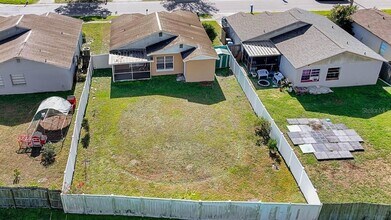 1424 Vinetree Dr, Unit 2818 Blackfoot Lane-2818-101 in Brandon, FL - Building Photo - Building Photo