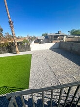 4450 E Alta Vista Rd in Phoenix, AZ - Building Photo - Building Photo