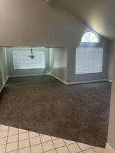 9228 S Stone Point Pl in Sandy, UT - Building Photo - Building Photo