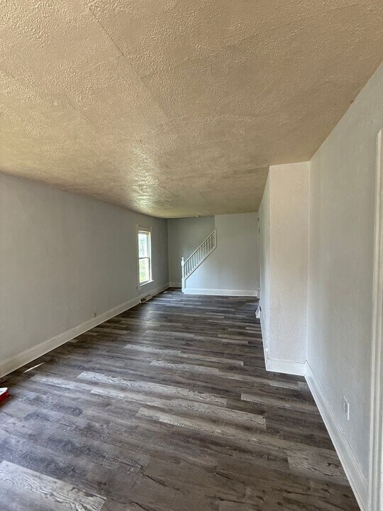 3132 Elyria Ave in Lorain, OH - Building Photo